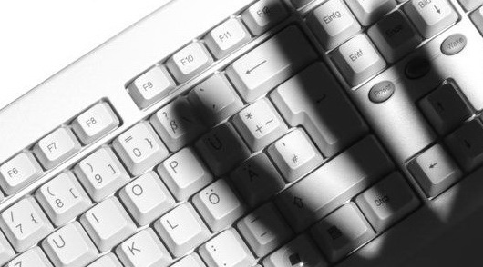 Uwaga na wirusy - Spoofing & Phishing - 